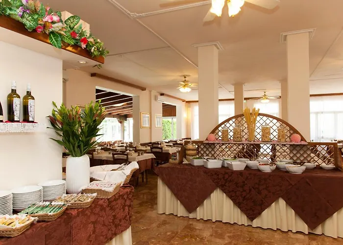 Hotel Arborea 2*