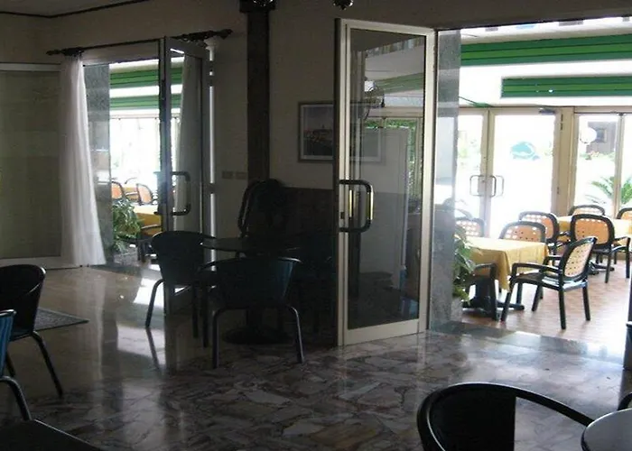 Hotel Arborea 2*