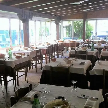 Arborea מלון לידו די ג'סולו